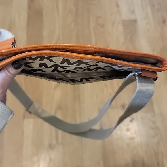 Michael Kors Beige and Orange MK Logo Crossbody - Picture 8 of 16